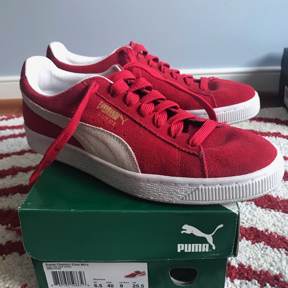 Red suede classic Puma's - Sz9